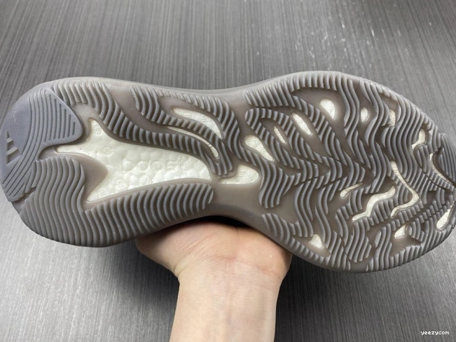 'Stone Boost Yeezy Salt' 380 GZ0472 0811